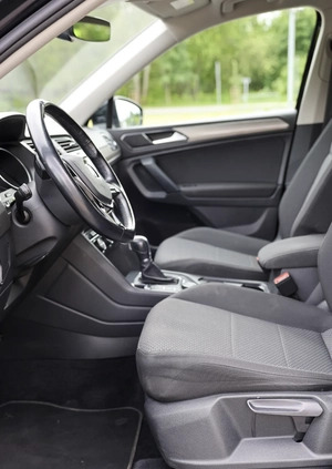 Volkswagen Tiguan Allspace cena 109500 przebieg: 103000, rok produkcji 2017 z Gliwice małe 301